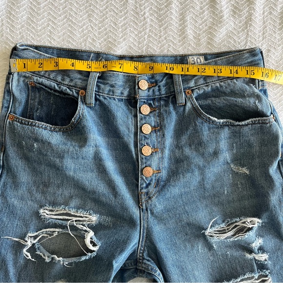 We the Free People High Rise Jeans Button Fly Raw Hem Distressed - Picture 10 of 12